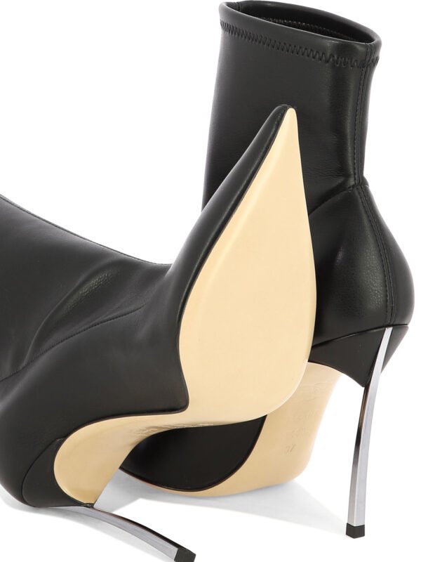 "Casadei" Bottines femme noires en cuir Blade Lab – Image 5