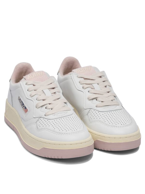 "Autry" Sneakers femme blanches en cuir Medalist Low – Image 2
