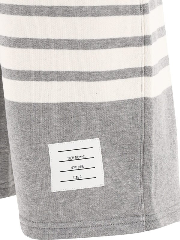 "Thom Browne" short homme gris en coton coupe regular - Image 4