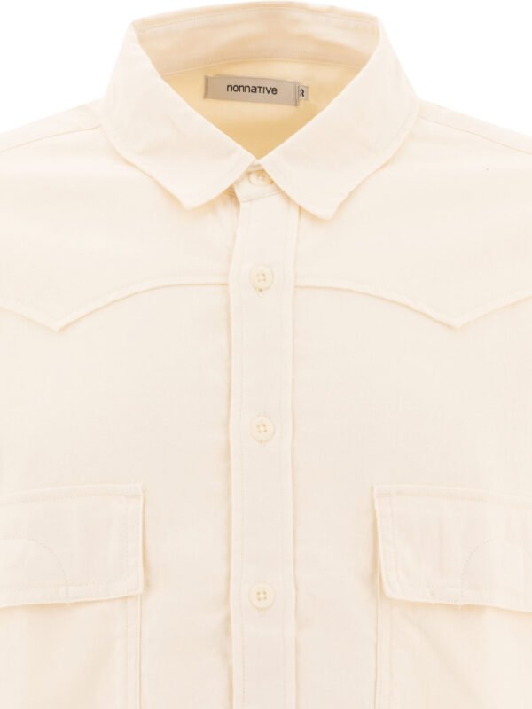 "Nonnative" chemise homme beige en coton et soie – Image 3