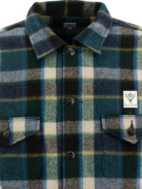 "South2 West8" chemise Smokey en laine melton verte pour homme – Image 3