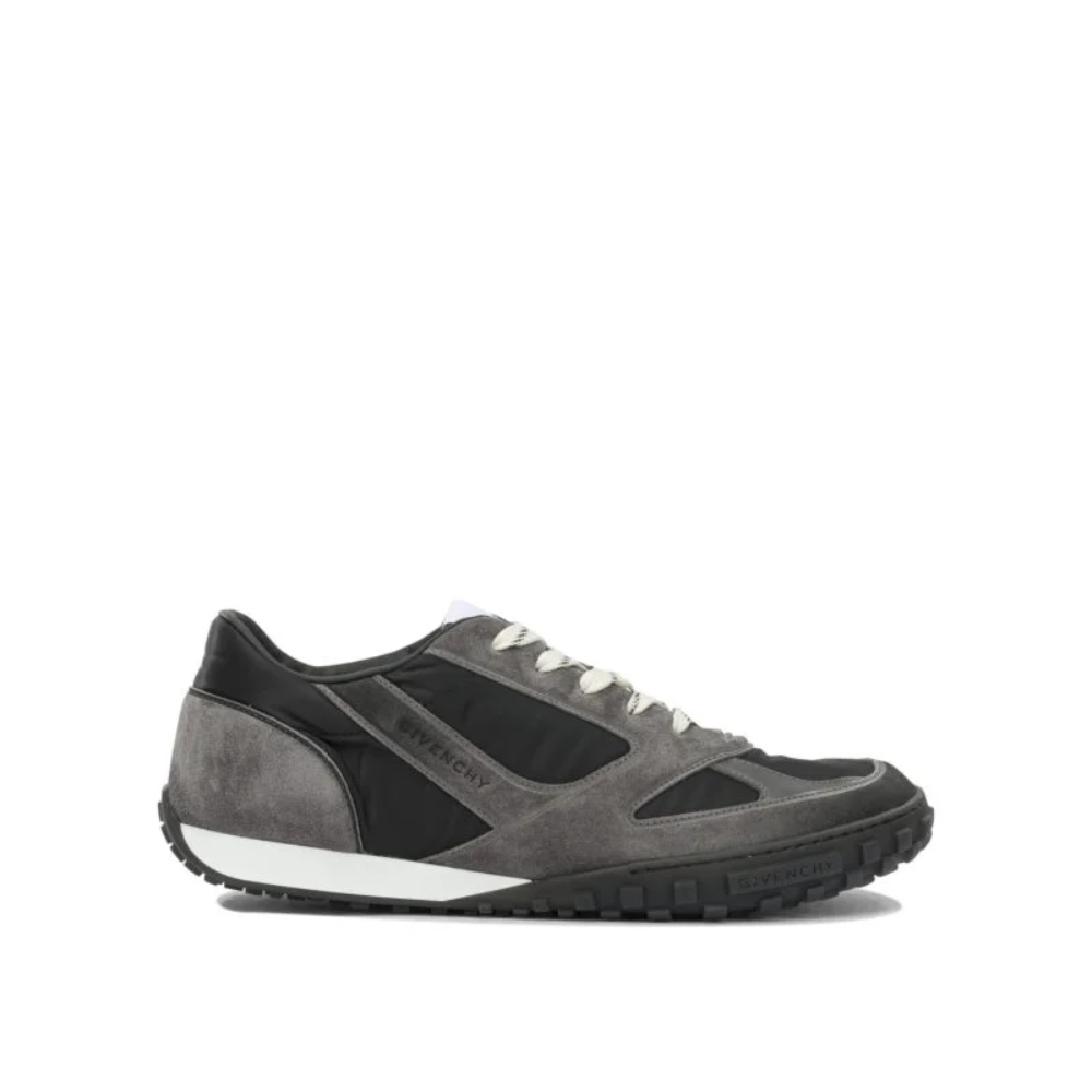 Sans titre (1000 x 1000 px) - 2026-09-20T161920.502 GIVENCHY baskets homme grises – Image 1