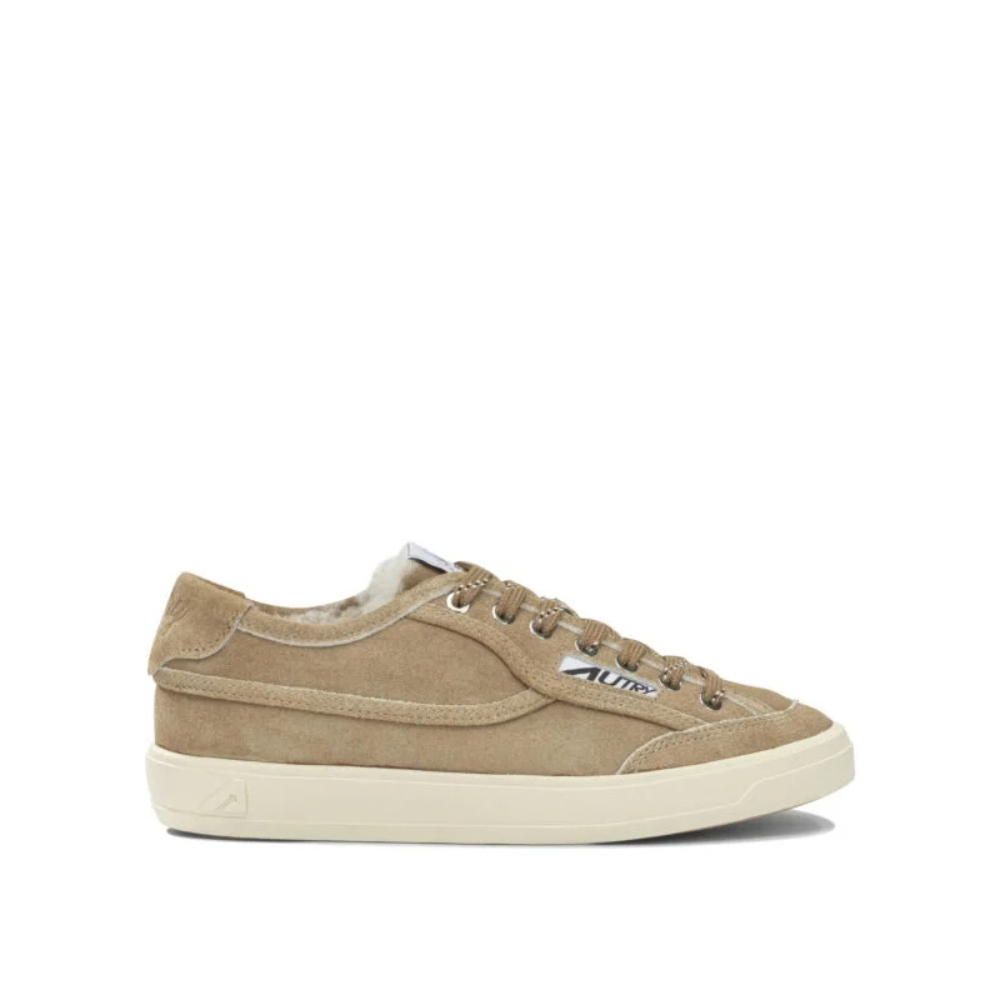 Sans titre (1000 x 1000 px) - 2026-10-02T180944.441 AUTRY sneakers en daim femme beige – Image 1