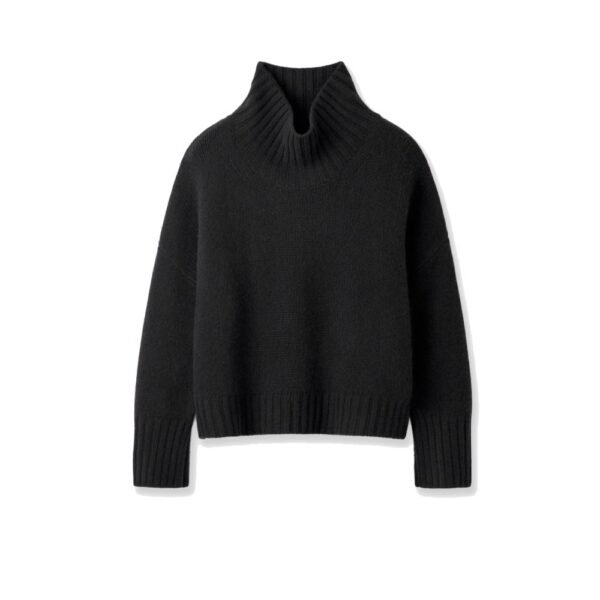 Soft Goat Cashmere turtleneck